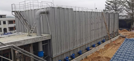 Geïntegreerd industrieel waterzuiveringssysteem met grondwaterpomp en flocculente afzetting